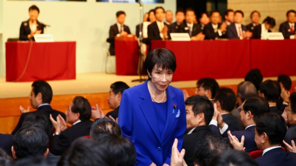 生讯网 种种迹象表明，对华强硬的高市早苗，特朗普看她并不顺眼